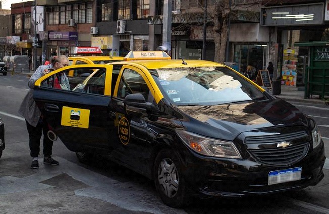 ENORME FESTEJO DE LOS TAXISTAS, EL SINDICATO LO CELEBRÓ A LOS SORTEOS. 1 festejo de los taxistas el sindicato lo celebro a los sorteos. tu gremio