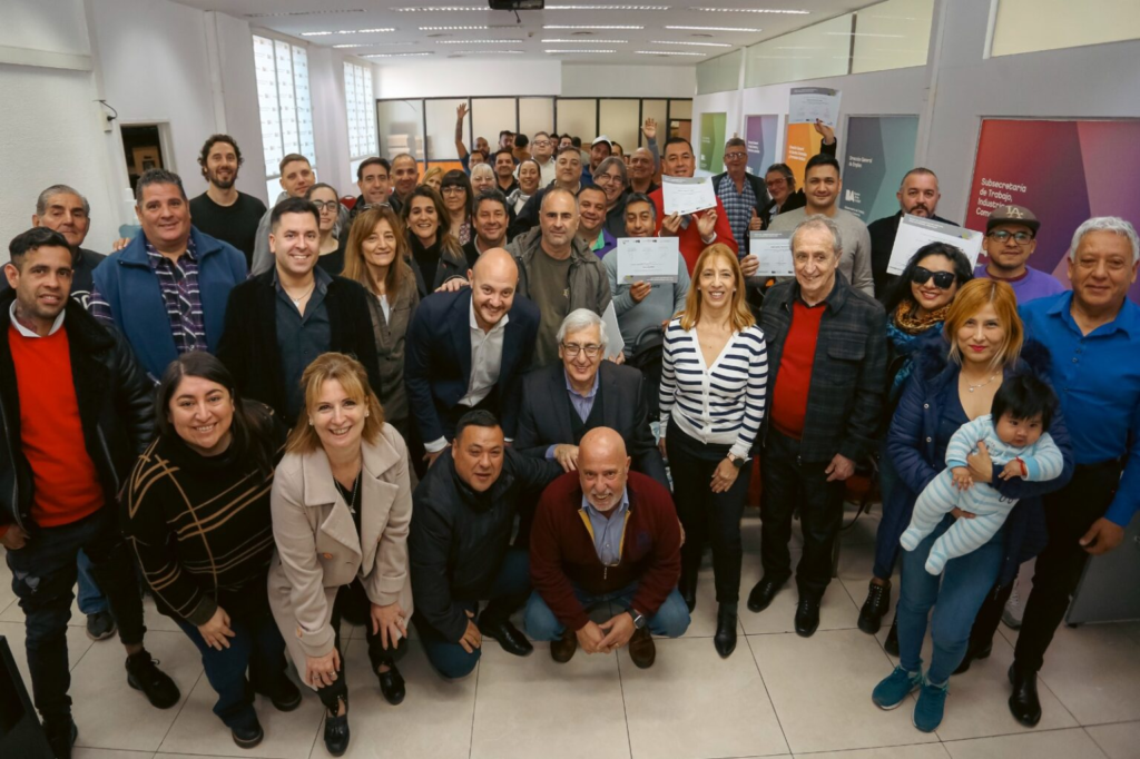 Más de un centenar de sindicalistas fueron reconocidos por la Ciudad de Buenos Aires 1 image 22
