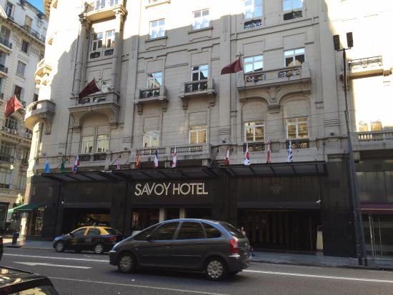 La CGT denunció lobby de legisladores y estudios de abogados en el Hotel Savoy por la ley «ómnibus» 3 image 9