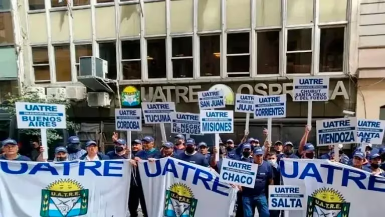 El Ministerio de Salud intervino la segunda obra social sindical con 735.000 afiliados de los peones rurales por “enormes irregularidades”. 2 image 18