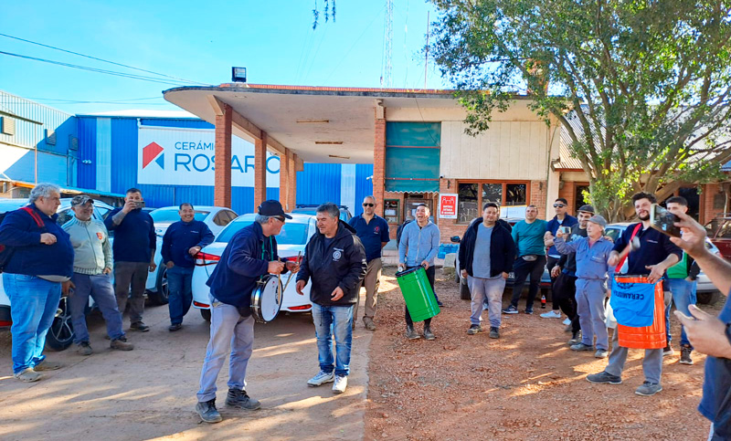 Trabajadores de Cerámica Rosario levantaron el paro al acordar un aumento salarial de 30% 1 image 22